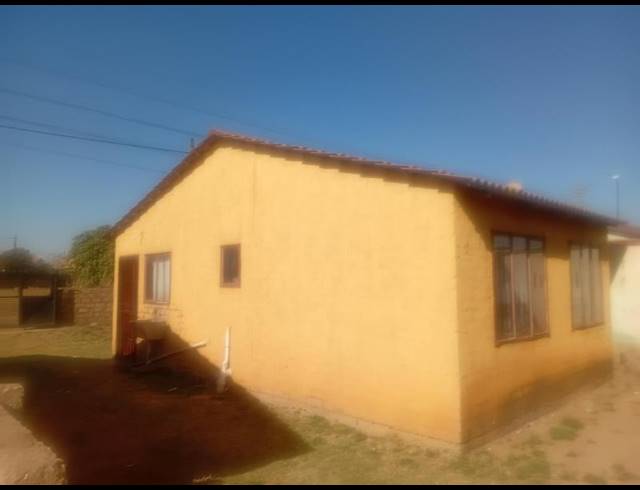 2 BEDROOM HOUSE FOR SALE IN SOSHANGUVE SOUTH